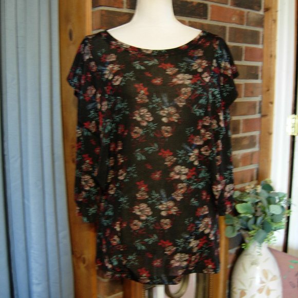 Free People Dock Street Black & Red Floral Top M - Picture 1 of 7